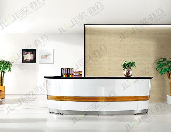 辦(bàn)公(gōng)傢(jia)具(ju)高(gao)級感